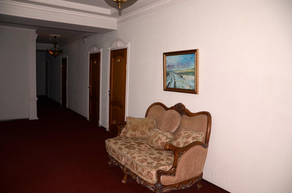 Saryarka Hotel Akmola Esterno foto